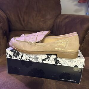 Women’s Shoes